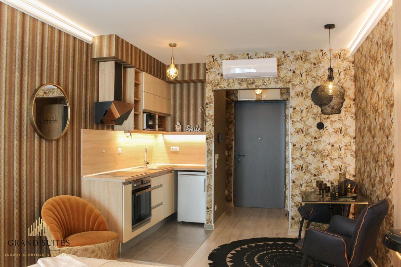 Grand Suites Corvin Budapeşte Dış mekan fotoğraf